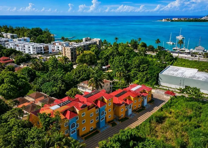 Paradise Sunsets - Entire Gated & Parking Appartement *